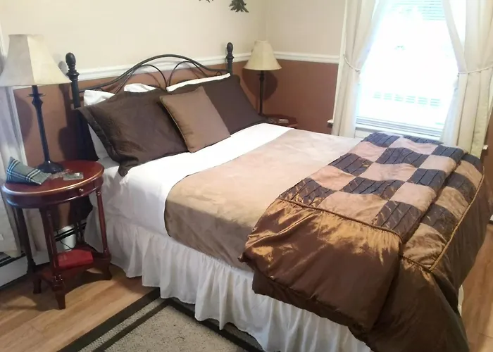 Top Hotels Near Norwich CT